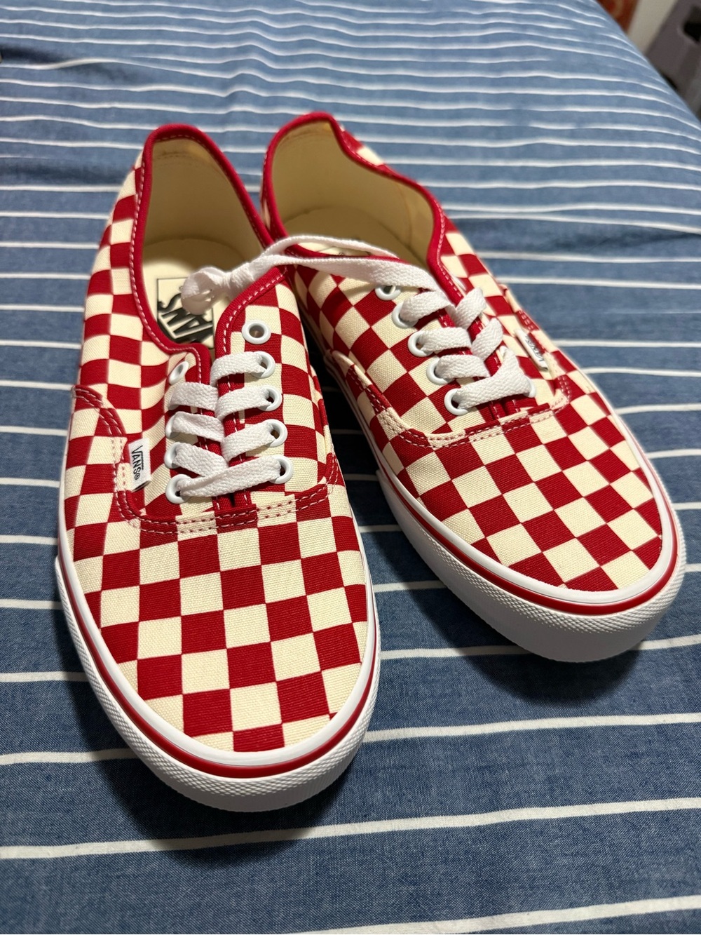 Vans Kids Checkerboard Low-Top Sneakers in Red and White